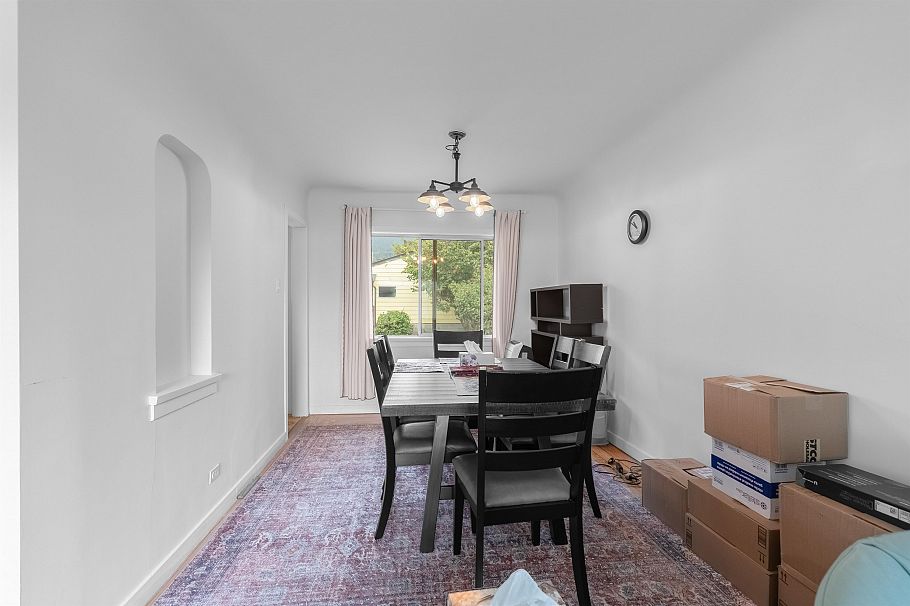 234 W St. James Road North Vancouver, BC - 7