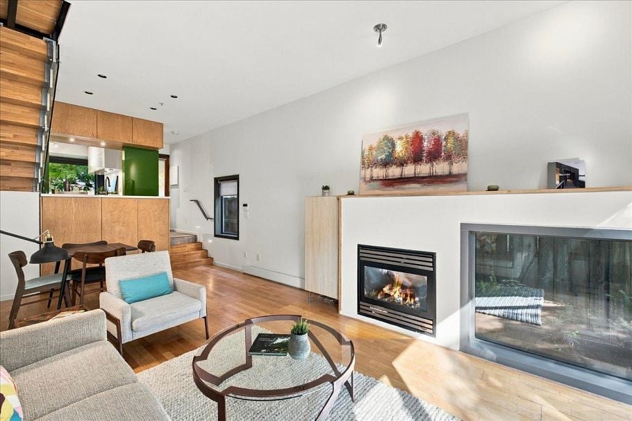 3008 Victoria Drive Vancouver, BC - 4