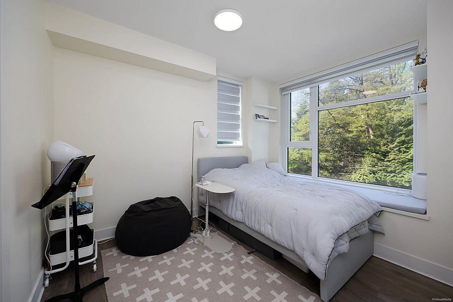 5552 Oak Street Vancouver, BC - 14