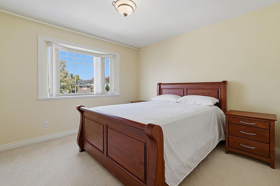 2763 E 53rd Avenue Vancouver, BC - 26