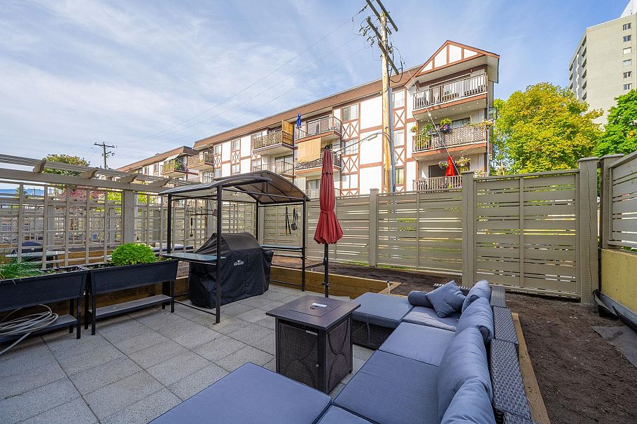 204 124 W 3rd Street North Vancouver, BC - 25