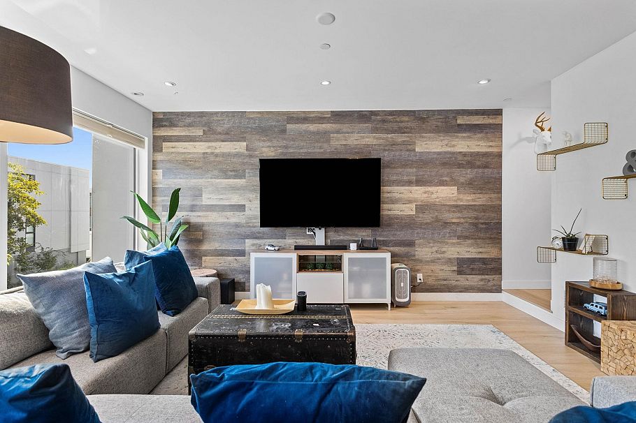53 3597 Malsum Drive North Vancouver, BC - 8