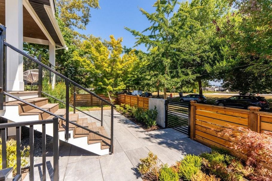 3233 Penticton Street Vancouver, BC - 2