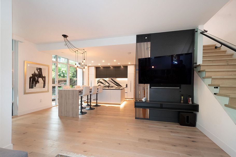 180 Athletes Way Vancouver, BC - 6