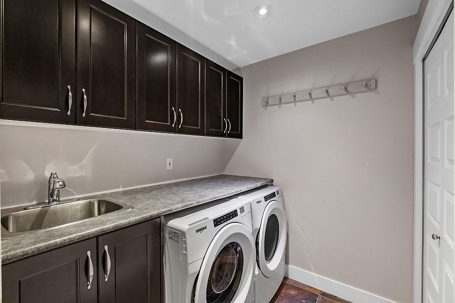 1501 Frederick Road North Vancouver, BC - 16
