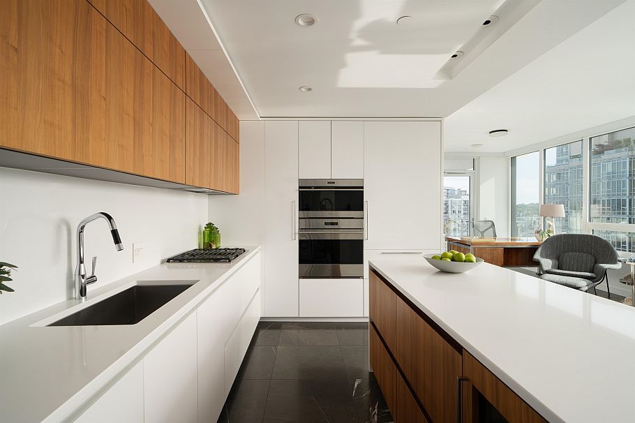 2004 885 Cambie Street Vancouver, BC - 13
