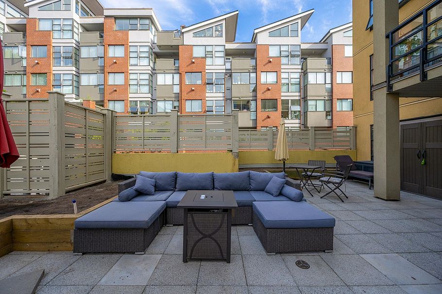 204 124 W 3rd Street North Vancouver, BC - 29