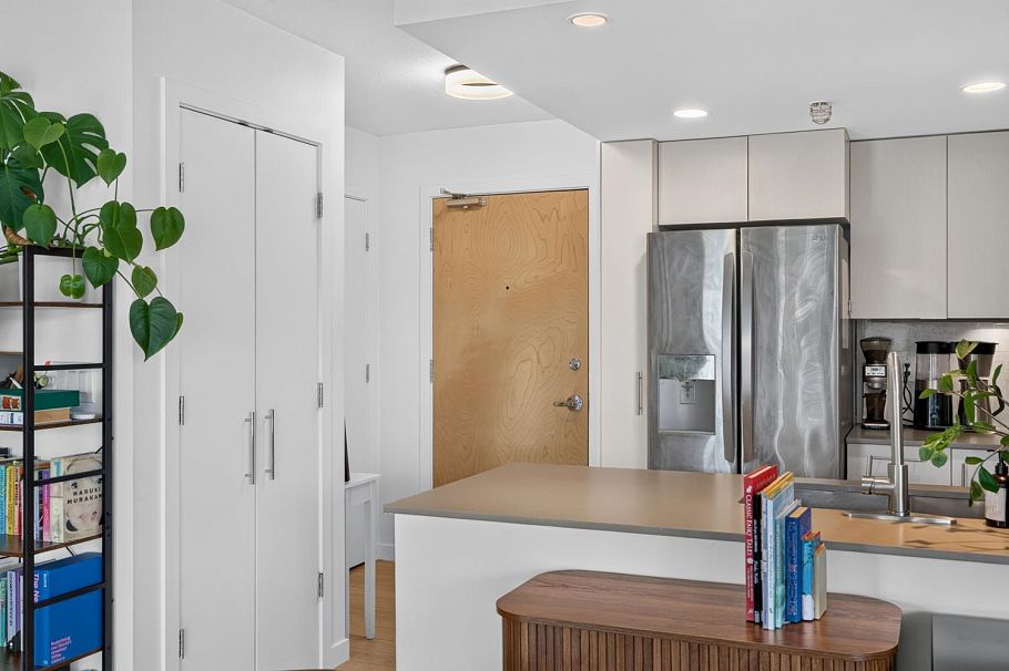 502 120 Milross Avenue Vancouver, BC - 11