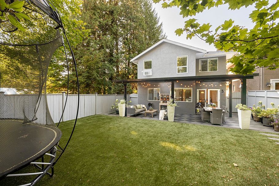 3558 Everglade Place North Vancouver, BC - 39