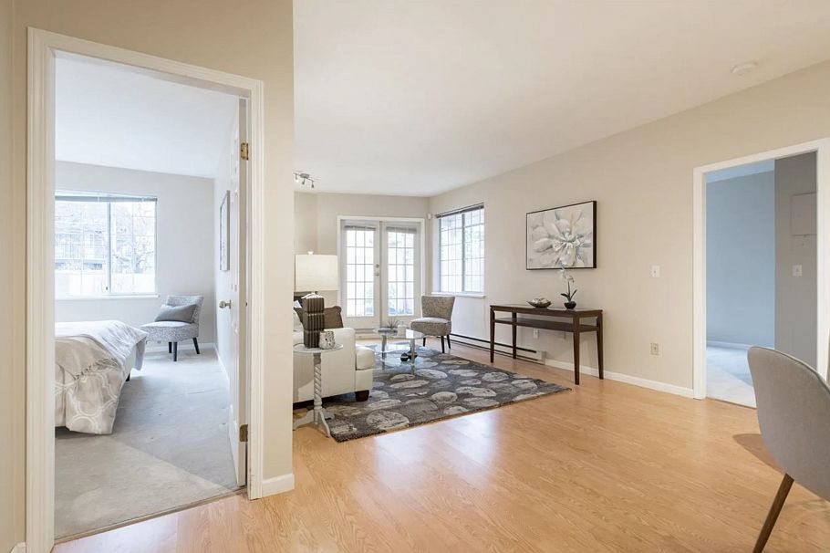 106 125 W 18th Street North Vancouver, BC - 3