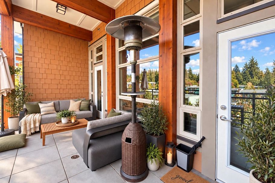 506 3602 Aldercrest Drive North Vancouver, BC - 22