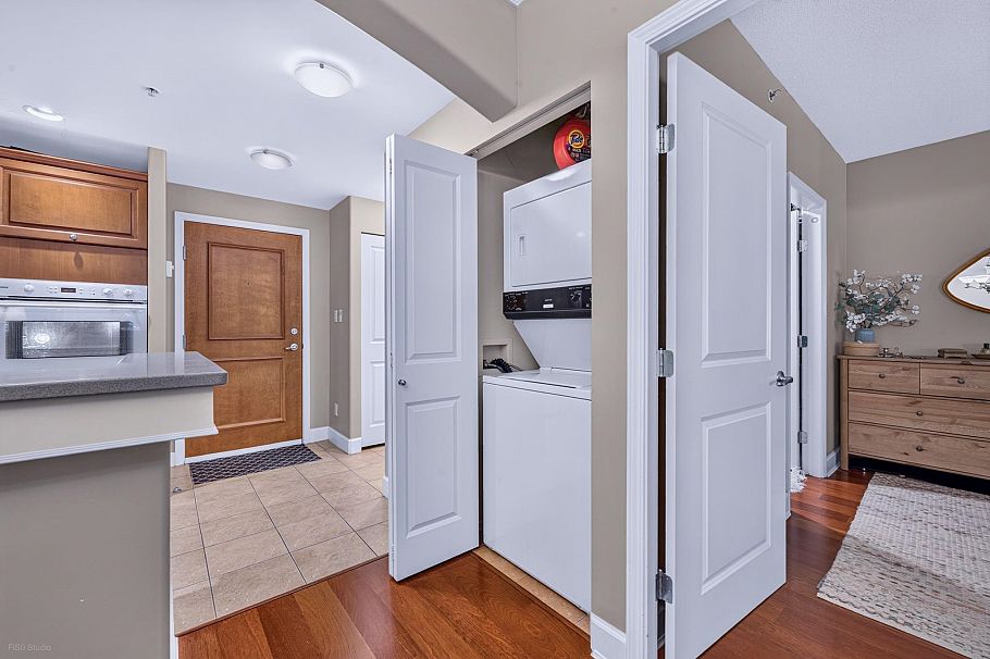 213 5770 Oak Street Vancouver, BC - 17