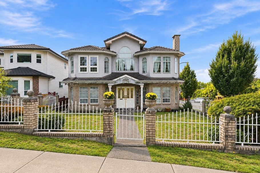 1708 Prestwick Drive Vancouver, BC - 1