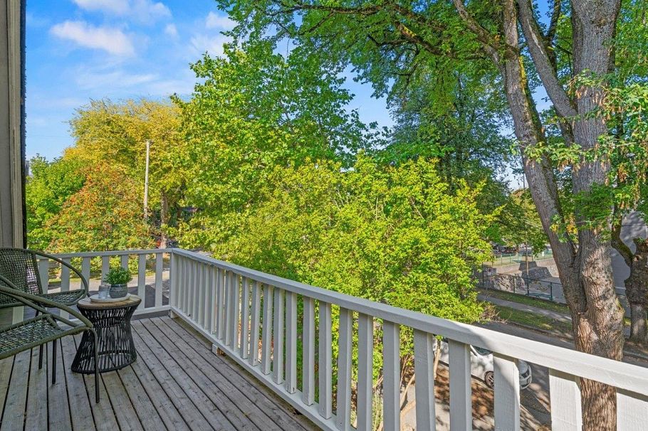 308 E 23rd Avenue Vancouver, BC - 18