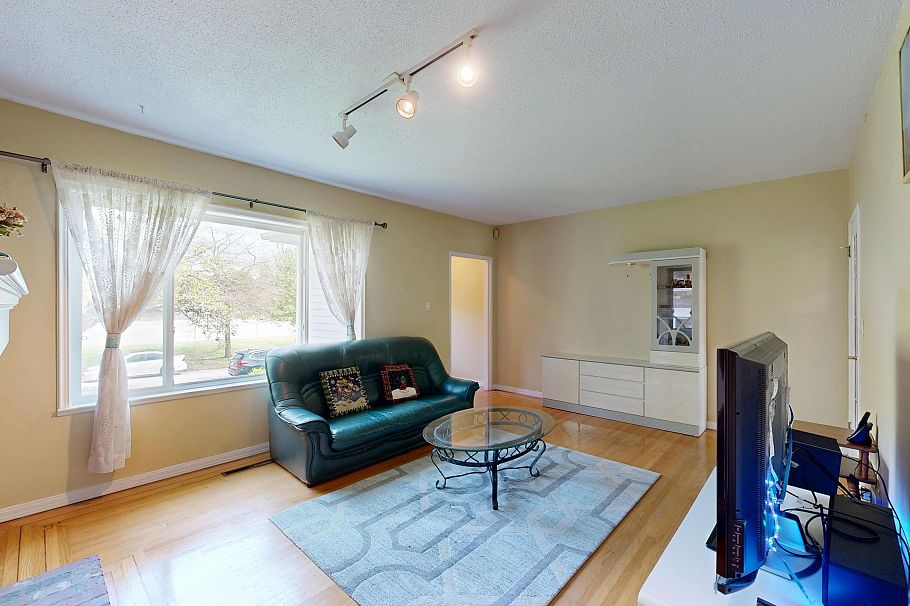 3157 Penticton Street Vancouver, BC - 5