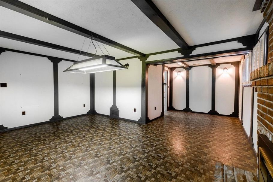 5482 Rhodes Street Vancouver, BC - 26