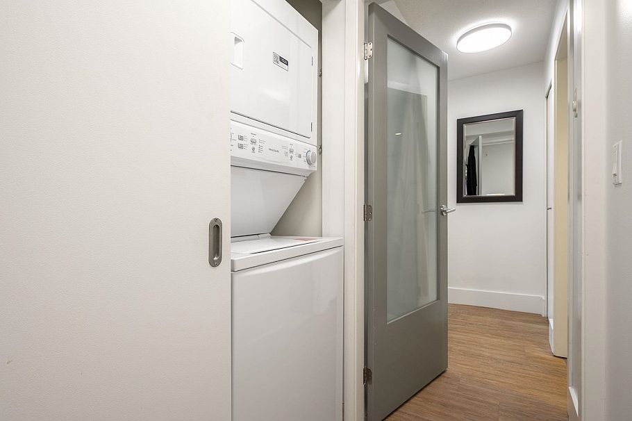 204 124 W 3rd Street North Vancouver, BC - 24