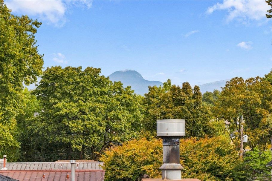 3008 Victoria Drive Vancouver, BC - 27