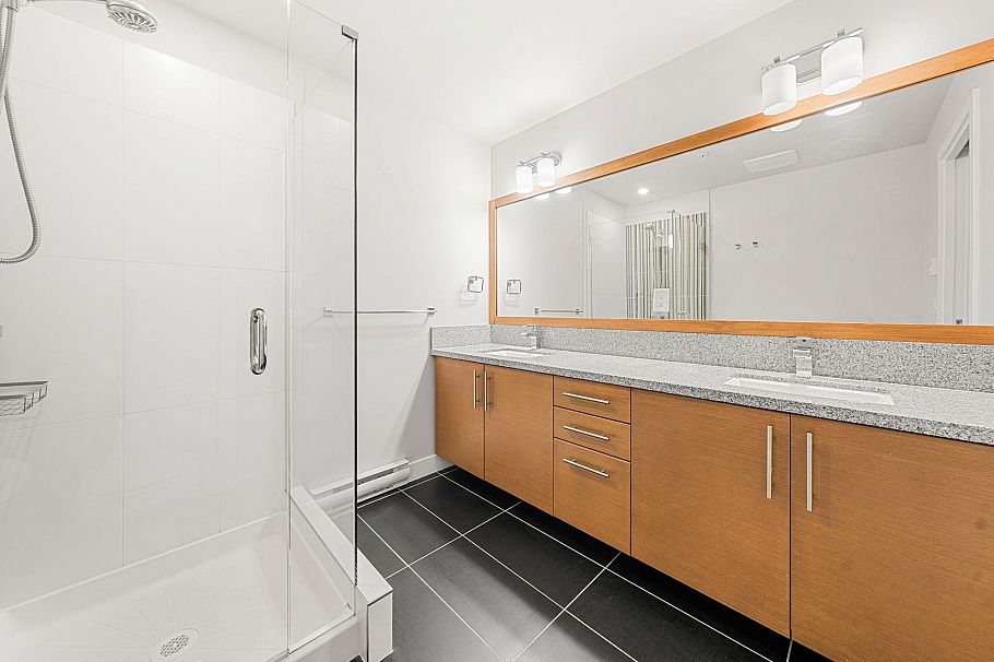 205 3294 Mt Seymour Parkway North Vancouver, BC - 23