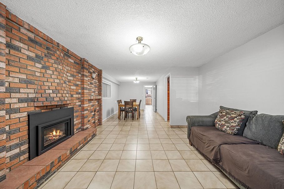 2634 Parker Street Vancouver, BC - 22