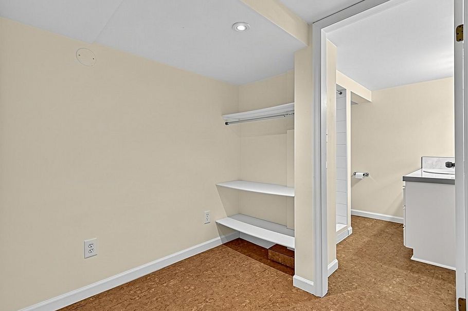 2076 Turner Street Vancouver, BC - 20