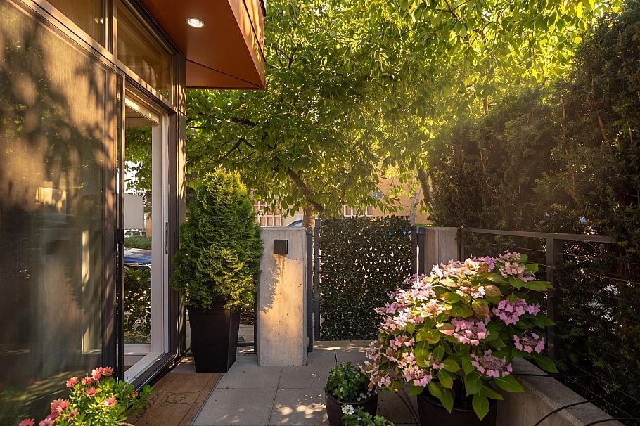 639 Victoria Drive Vancouver, BC - 15
