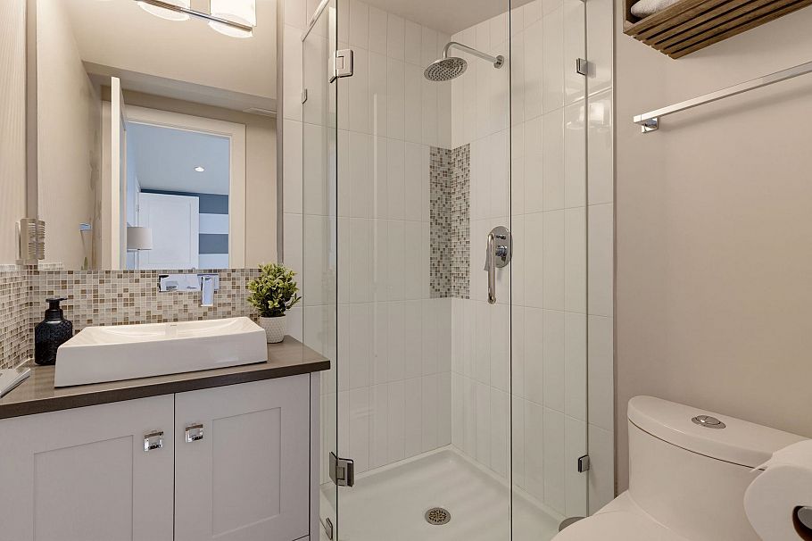 5008 Redonda Drive North Vancouver, BC - 20