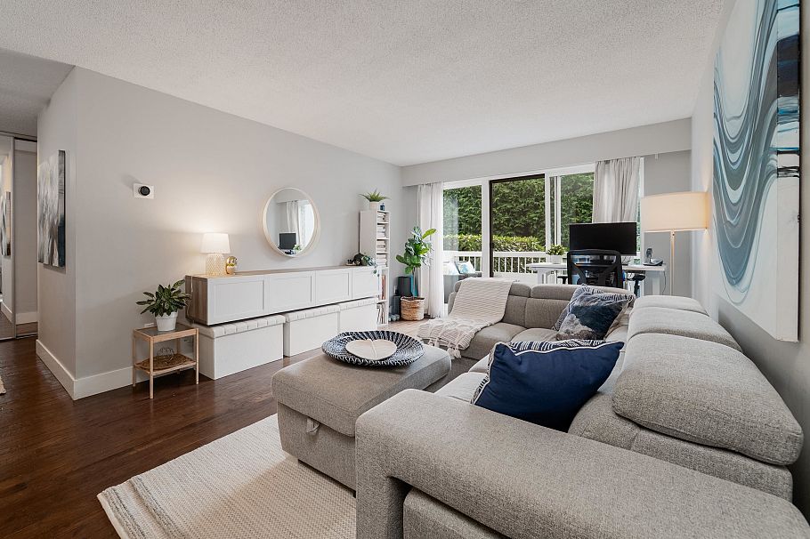 303 2450 Cornwall Avenue Vancouver, BC - 8