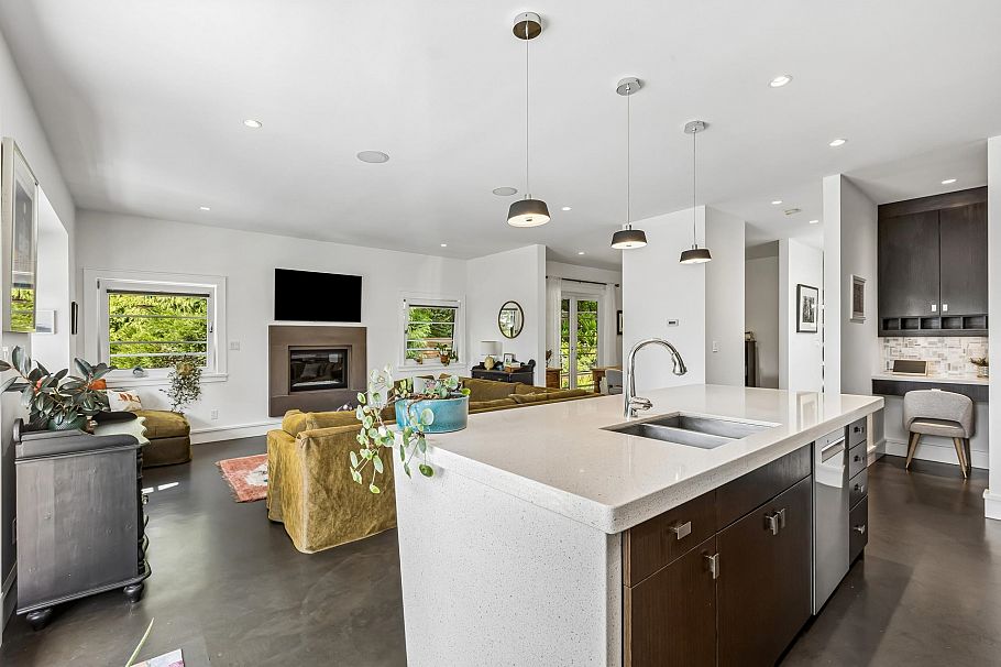 4041 Prospect Road North Vancouver, BC - 8