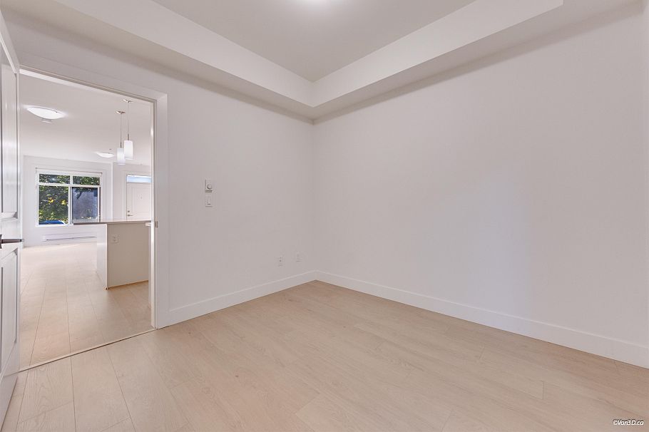 5835 Wales Street Vancouver, BC - 11