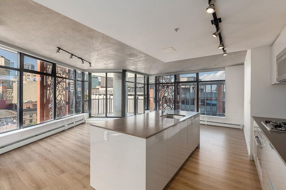 810 128 W Cordova Street Vancouver, BC - 2