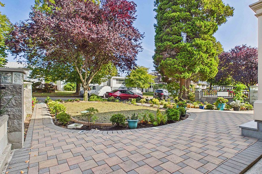 426 E 63 Avenue Vancouver, BC - 13