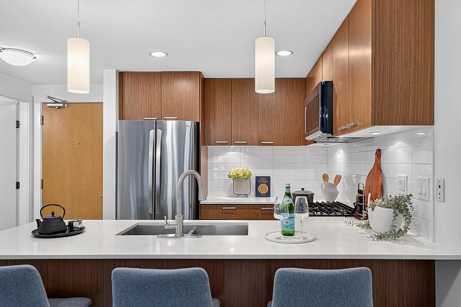 316 1330 Marine Drive North Vancouver, BC - 11
