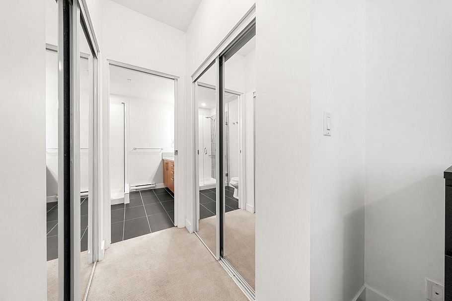 205 3294 Mt Seymour Parkway North Vancouver, BC - 22