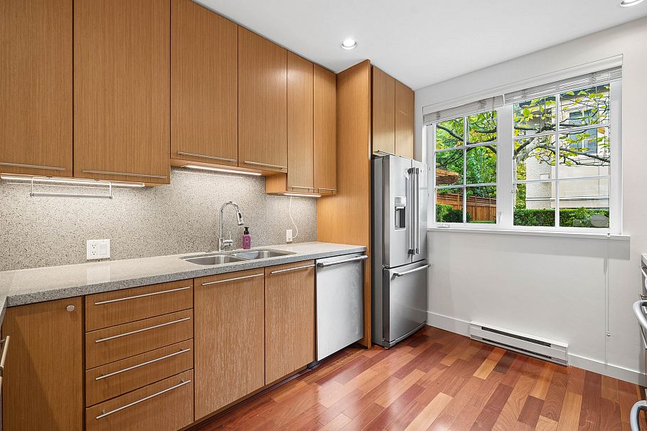 2957 Laurel Street Vancouver, BC - 9