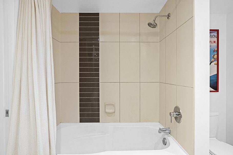 603 160 W 3rd Street North Vancouver, BC - 21