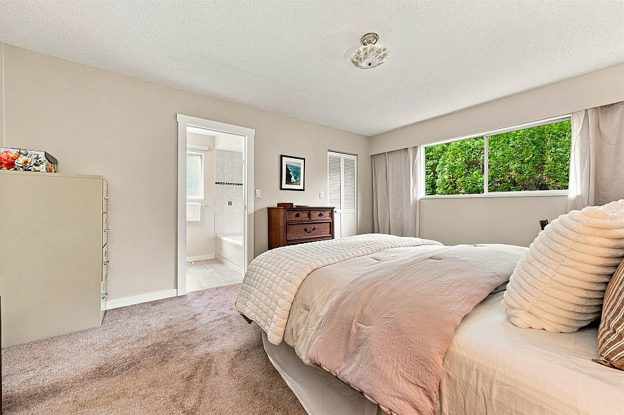3773 Regent Avenue North Vancouver, BC - 13