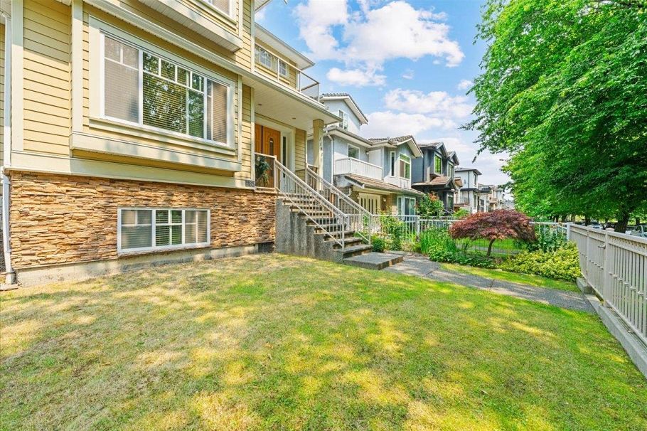 1185 E 62nd Avenue Vancouver, BC - 36