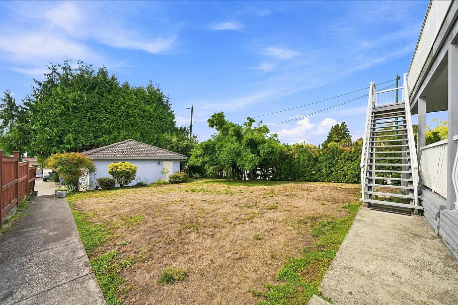 1708 Prestwick Drive Vancouver, BC - 11