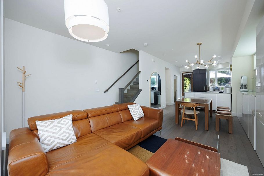 5552 Oak Street Vancouver, BC - 4