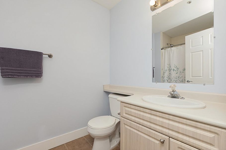 321 3600 Windcrest Drive North Vancouver, BC - 16