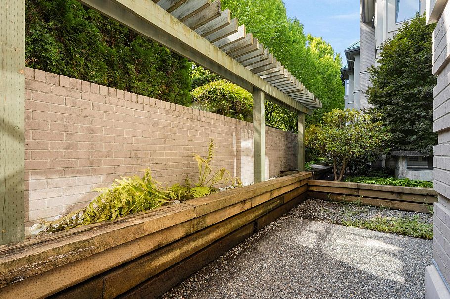 E106 628 W 12th Avenue Vancouver, BC - 27