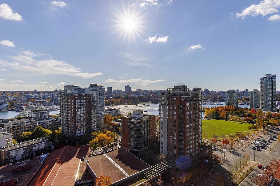 1703 212 Davie Street Vancouver, BC - 6