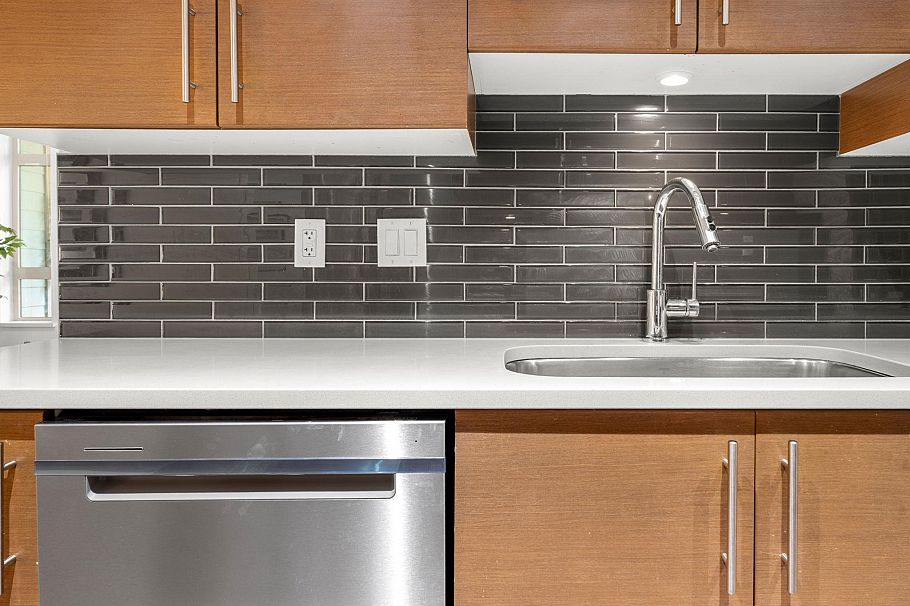 205 3294 Mt Seymour Parkway North Vancouver, BC - 14