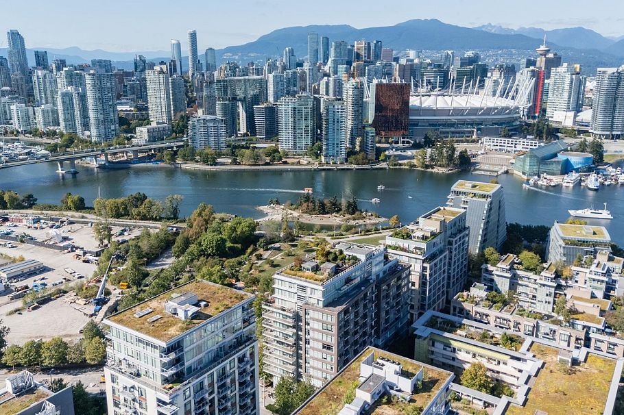 906 181 W 1st Avenue Vancouver, BC - 32