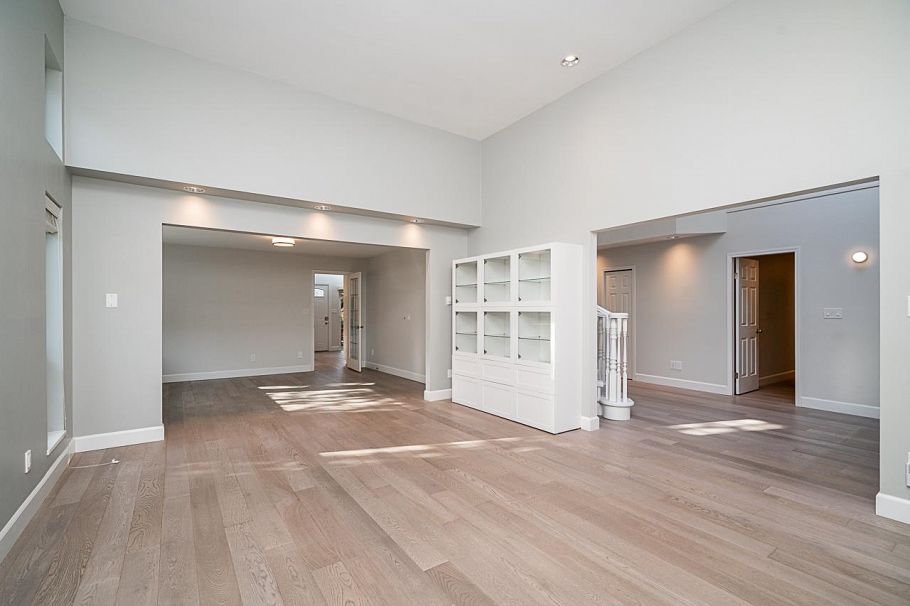 2308 W 14th Avenue Vancouver, BC - 5