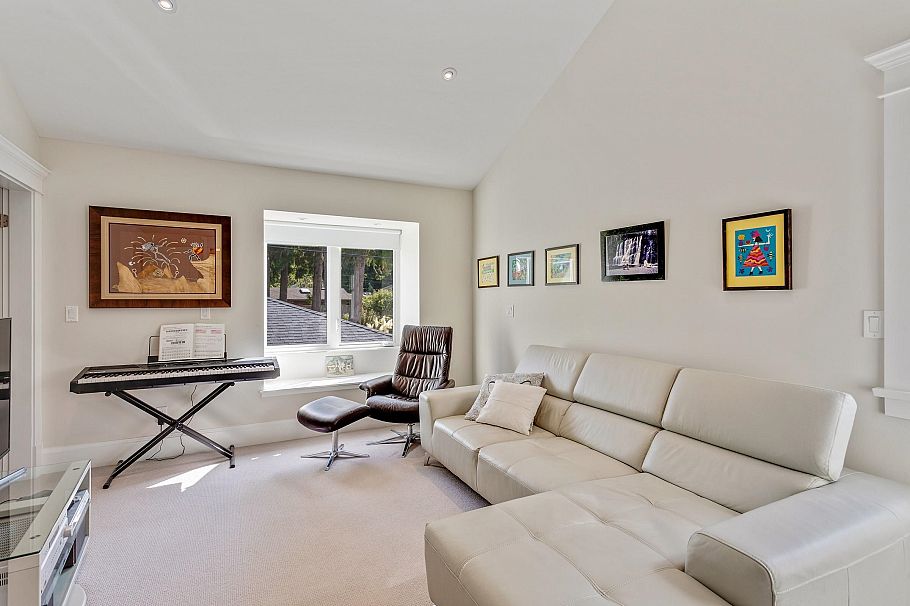 2228 Mahon Avenue North Vancouver, BC - 19