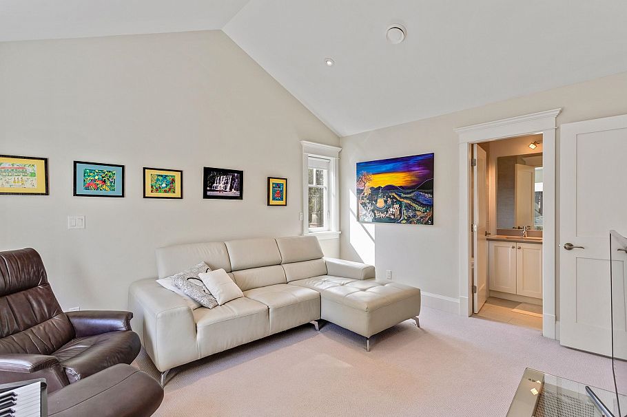 2228 Mahon Avenue North Vancouver, BC - 20