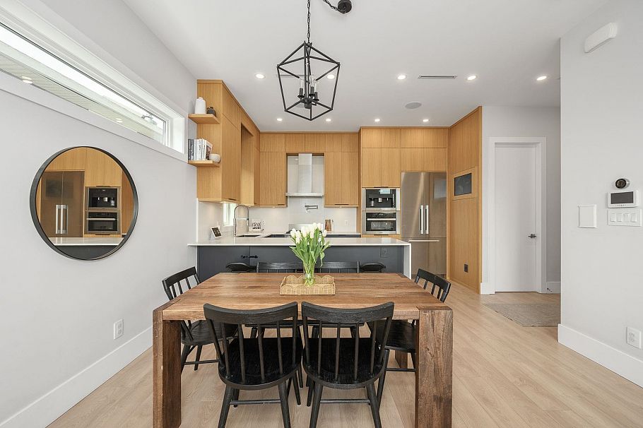 3 215 E 21st Street North Vancouver, BC - 12