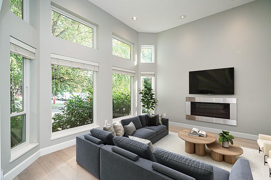 2308 W 14th Avenue Vancouver, BC - 2